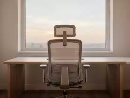 Die „Schildkröte“: Einfache Übung gegen den Homeoffice-Nacken - Foto: über boerse-global.de