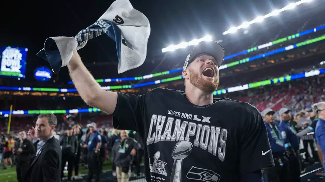 Hatte Grund für großen Jubel: Seahawks-Quarterback Darnold. - Bild: Matt Slocum/AP/dpa