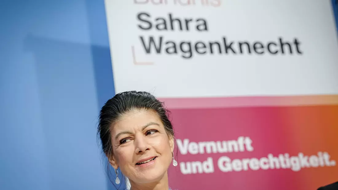 Sahra Wagenknecht hält es für sehr wahrscheinlich, dass ihre Partei eigentlich im Bundestag sitzen müsste. - Bild: Kay Nietfeld/dpa