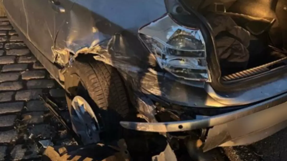 POL-DU: Röttgersbach: Verkehrsunfallflucht - Zeugensuche - Bild: presseportal.de