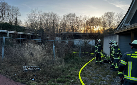 FW-WRN: Vermutlicher Gebäudebrand im Thünen - Foto: presseportal.de