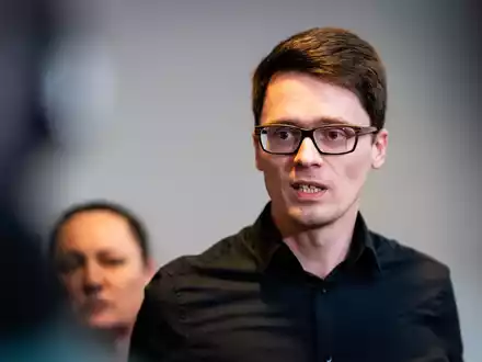 Der Thüringer Linksfraktionschef Christian Schaft spricht von einer «Zufallsmehrheit». (Archivbild)  - Foto: Jacob Schröter/dpa