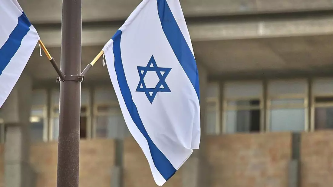 Trotz Trump-Warnung: Israel greift Ziele im Iran an