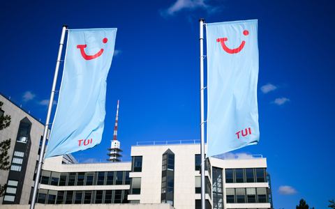 Bester Start ins Winterhalbjahr: Tui legt operativ zu (Archivbild)  - Foto: Julian Stratenschulte/dpa