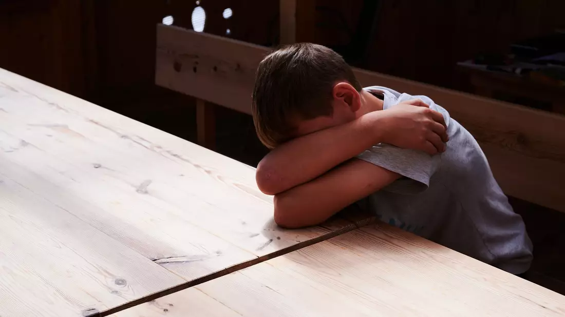 In Deutschland ist das Schlagen von Kindern ausdrücklich verboten. (Symbolbild) - Bild: Annette Riedl/dpa