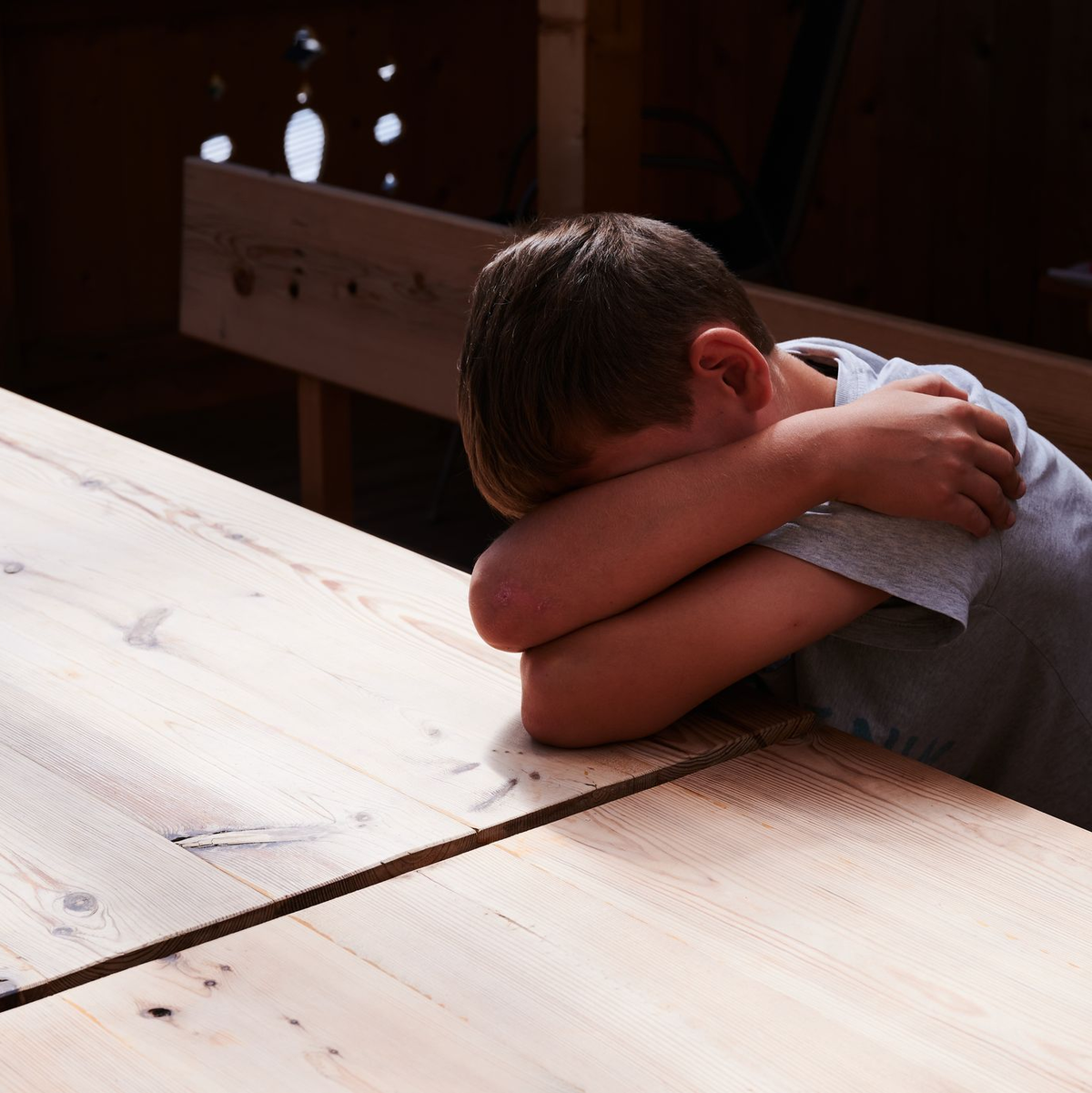 In Deutschland ist das Schlagen von Kindern ausdrücklich verboten. (Symbolbild) - Foto: Annette Riedl/dpa