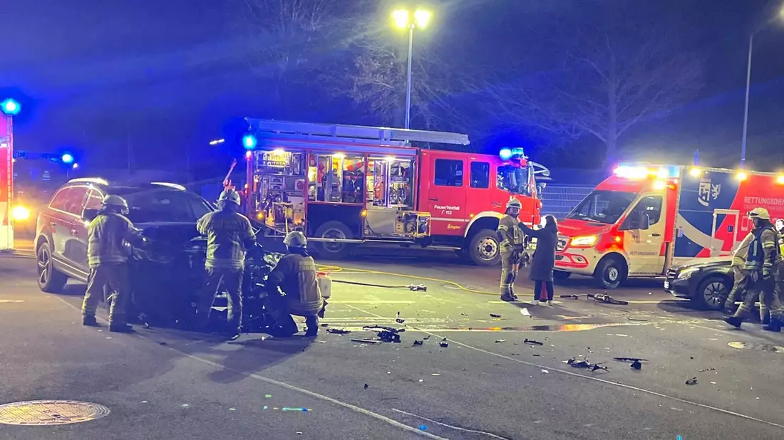 POL-GM: 48-Jährige bei Verkehrsunfall schwer verletzt - Bild: presseportal.de