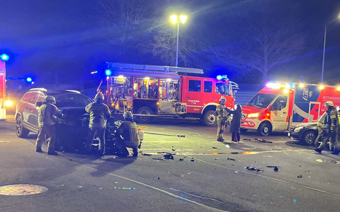 POL-GM: 48-Jährige bei Verkehrsunfall schwer verletzt - Foto: presseportal.de