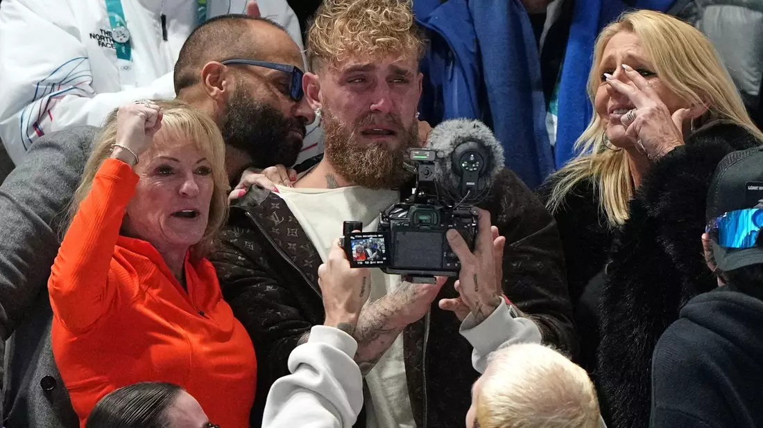 US-Influencer und Leerdam-Freund Jake Paul vergoss Freudentränen. - Bild: Antonio Calanni/AP/dpa