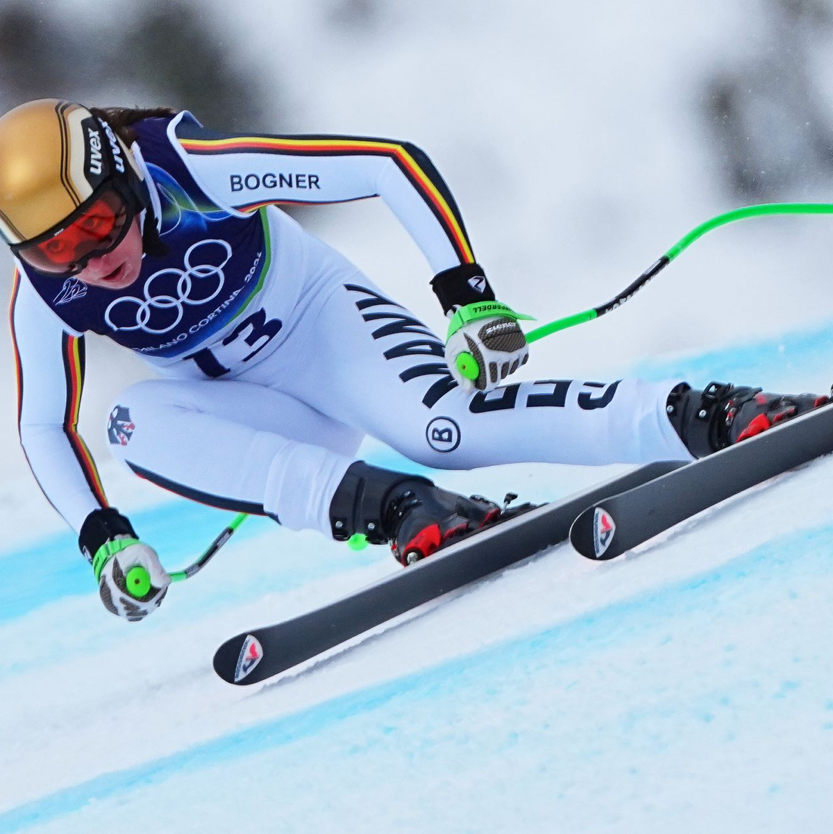 Kira Weidle-Winkelmann legt in der olympischen Team-Kombi als Abfahrerin vor. - Foto: Michael Kappeler/dpa