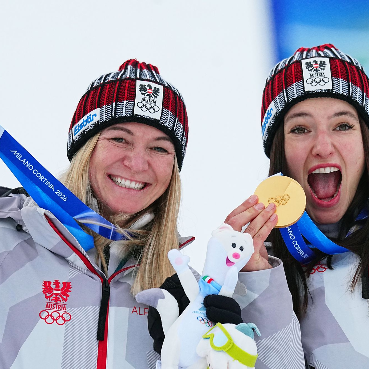 Nutzten den Patzer des US-Duos: Kombi-Olympiasiegerinnen Ariana Rädler (links) und Katharina Huber. - Foto: Michael Kappeler/dpa