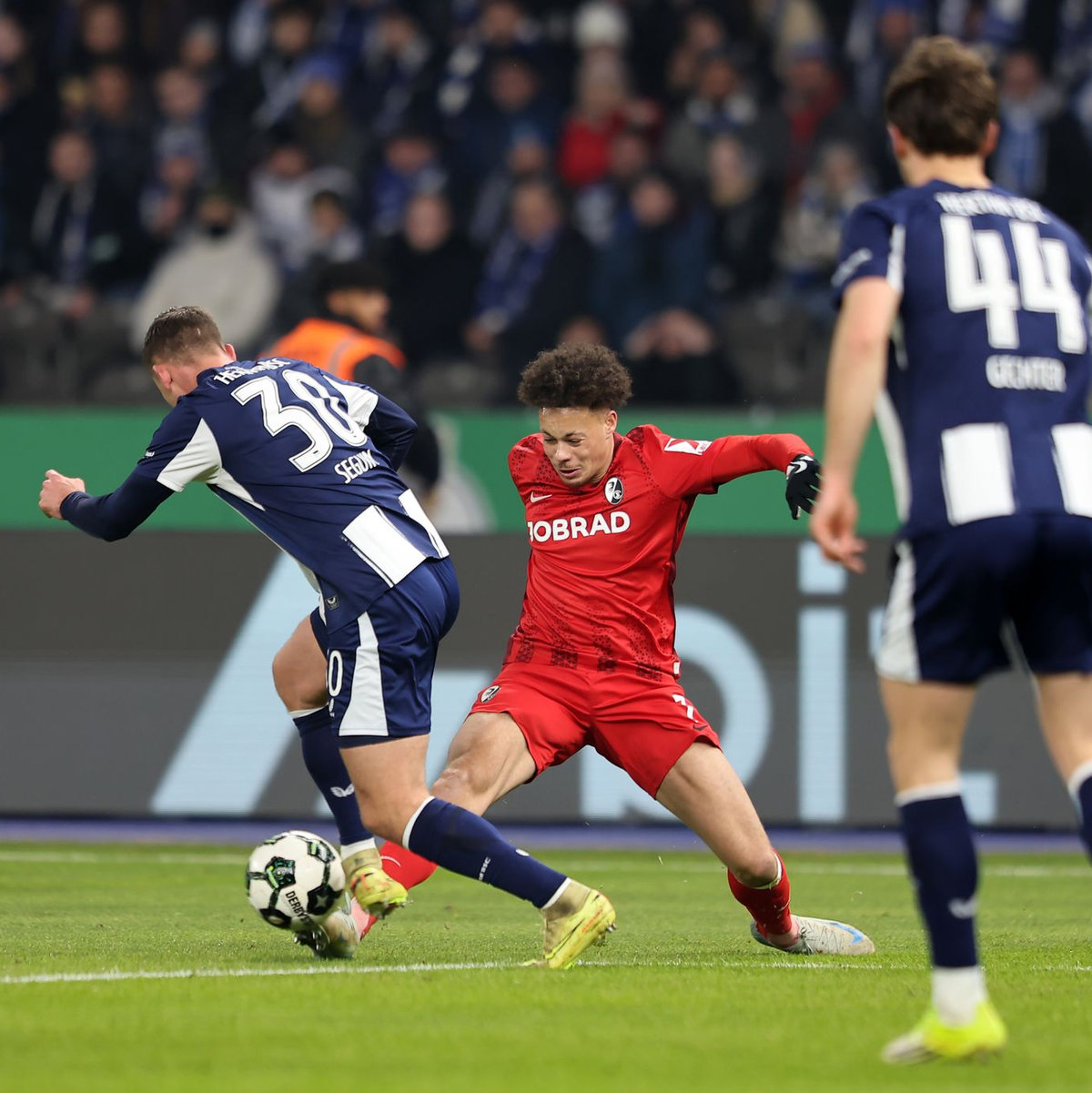 Freiburgs Derry Scherhant spielte bis zum Sommer bei den Berlinern.  - Foto: Andreas Gora/dpa