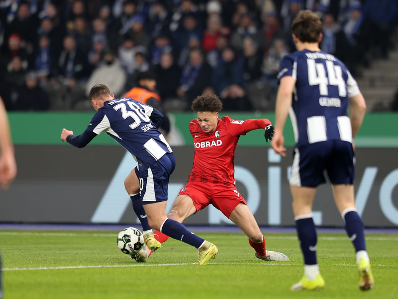 Freiburgs Derry Scherhant spielte bis zum Sommer bei den Berlinern.  - Foto: Andreas Gora/dpa