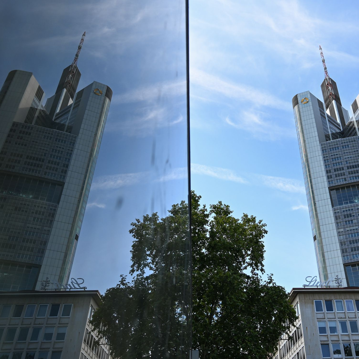 Hoch hinaus: Der Börsenwert der Commerzbank ist stark gestiegen (Archivbild) - Foto: Arne Dedert/dpa