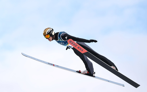 Vinzenz Geiger hat sich in eine gute Ausgangsposition gebracht. - Foto: Daniel Karmann/dpa