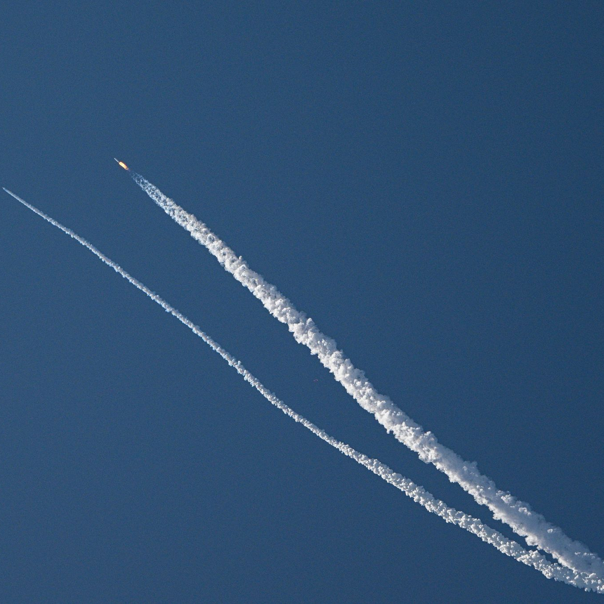 Mit dem Abbruch-Test wollten die Experten eine mögliche Flucht der Astronauten von der Rakete erproben.  - Foto: Pu Xiaoxu/XinHua/dpa