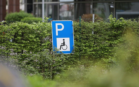 Behinderten-Parkplatz (Archiv) - Foto: via dts Nachrichtenagentur