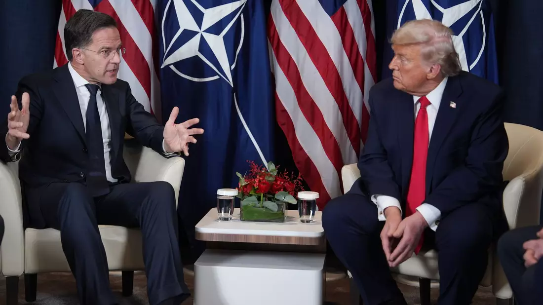 Nato-Generalsekretär Mark Rutte gilt als einer der wichtigsten Vermittler im Grönland-Konflikt. (Archivbild) - Bild: Evan Vucci/AP/dpa
