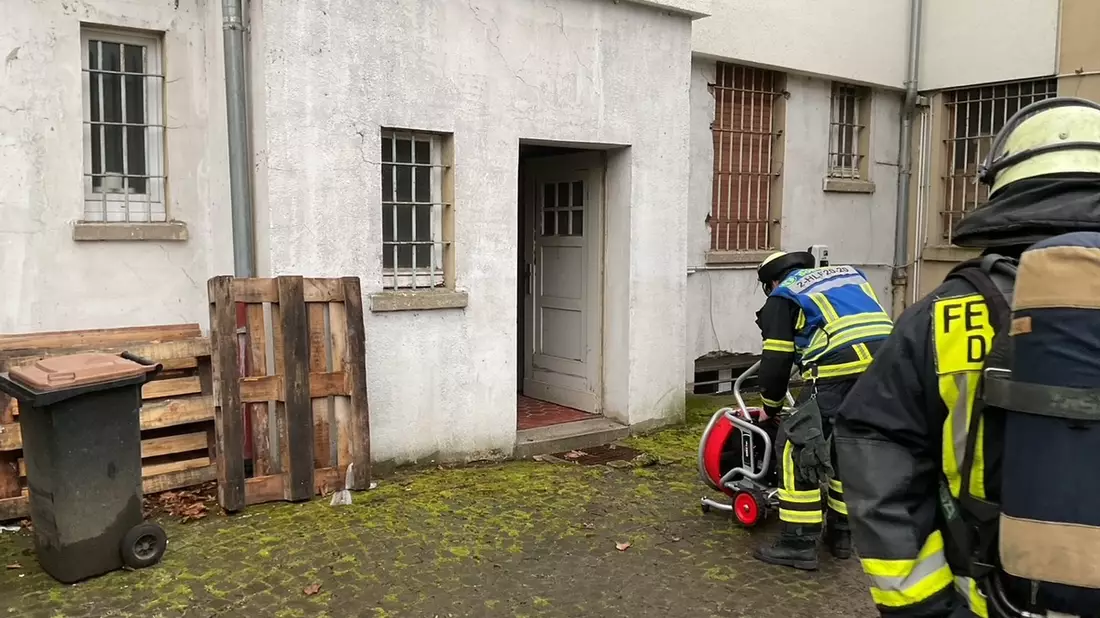 FW-DO: Gasaustritt in einem Wohn- und Geschäftshaus in Dortmund-Mengede - Bild: presseportal.de