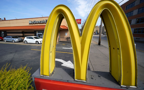 McDonald's und andere Fast-Food-Ketten führten mehr günstigere Menü-Optionen in den USA ein. (Archivbild) - Foto: Gene J. Puskar/AP/dpa