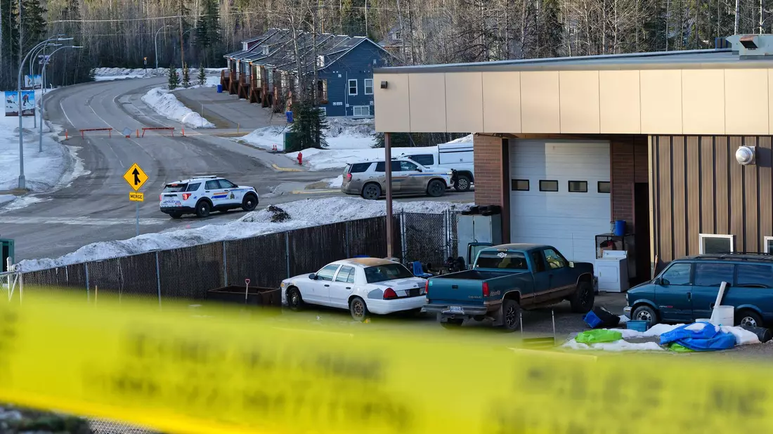 An der Schule in Tumbler Ridge wurden mehrere Schüler und eine Lehrkraft erschossen. - Bild: Jesse Boily/The Canadian Press via AP/dpa