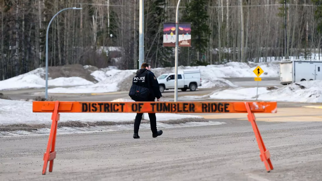 An einer Schule in Kanada kommen mehrere Menschen durch Schüsse ums Leben. - Bild: Jesse Boily/The Canadian Press via AP/dpa