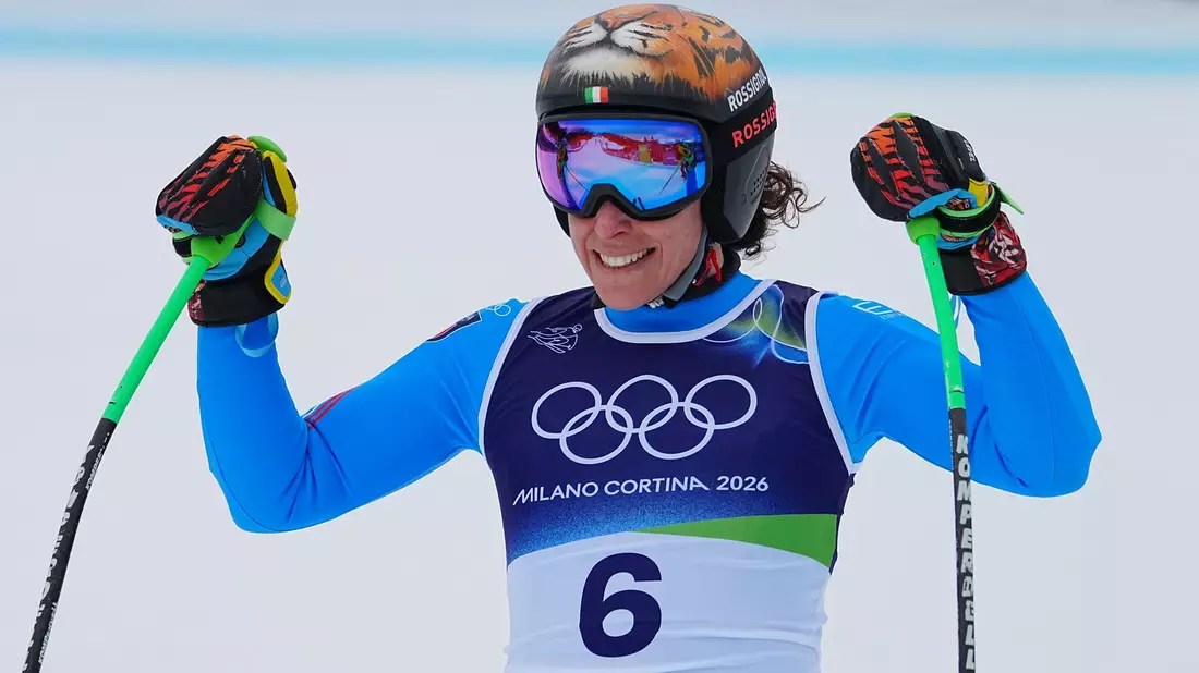 Vor einem Jahr noch Totalschaden im Knie - nun Olympiasiegerin: Federica Brignone. - Bild: Michael Kappeler/dpa
