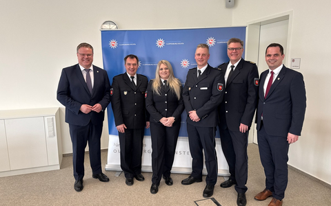 POL-OLD: Neue Leiterin beim Polizeikommissariat Vechta/Polizeipräsident Andreas Sagehorn überträgt die Amtsgeschäfte an Polizeirätin Luca-Marie Mielke - Foto: presseportal.de