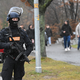 Die Polizei hat das Gelände abgesucht. - Foto: Julian Stratenschulte/dpa