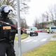Das Gelände war zwischenzeitlich weiträumig abgesperrt. - Foto: Julian Stratenschulte/dpa