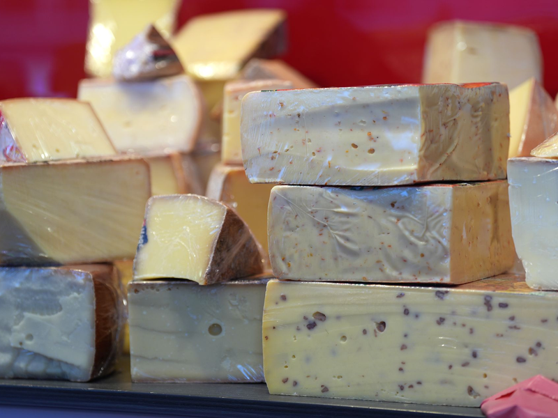 Europäische Käse- und Milchprodukte haben in China einen guten Ruf. (Symbolbild) - Foto: Marcus Brandt/dpa