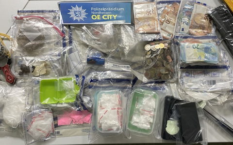 POL-KS: OE City durchsucht zwei Wohnungen: Harte Drogen im Wert von über 50.000 Euro sichergestellt; Mutmaßliche Dealer festgenommen - Foto: presseportal.de