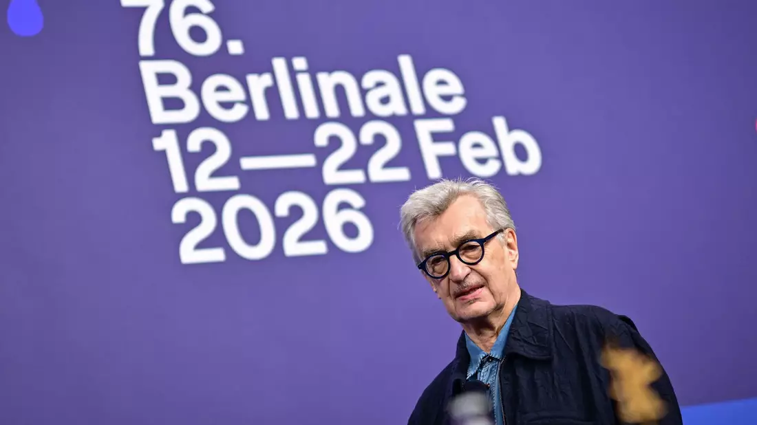 Wim Wenders bei der Jury-Pressekonferenz. - Bild: Sebastian Christoph Gollnow/dpa