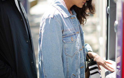 Mittelhessen: MITTELHESSEN: + Kriminalpolizei warnt vor dreister Trickdiebmasche an Geldautomaten + - Foto: presseportal.de