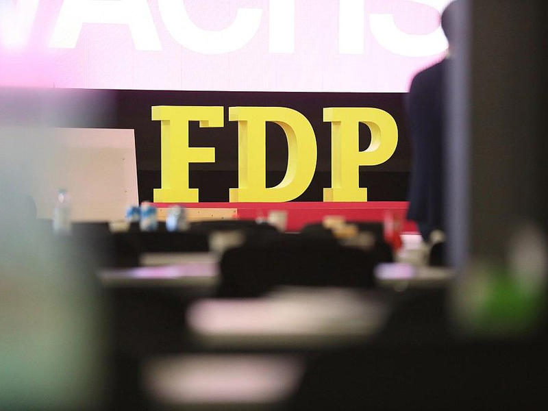 FDP-Logo auf Parteitag (Archiv) - Foto: via dts Nachrichtenagentur