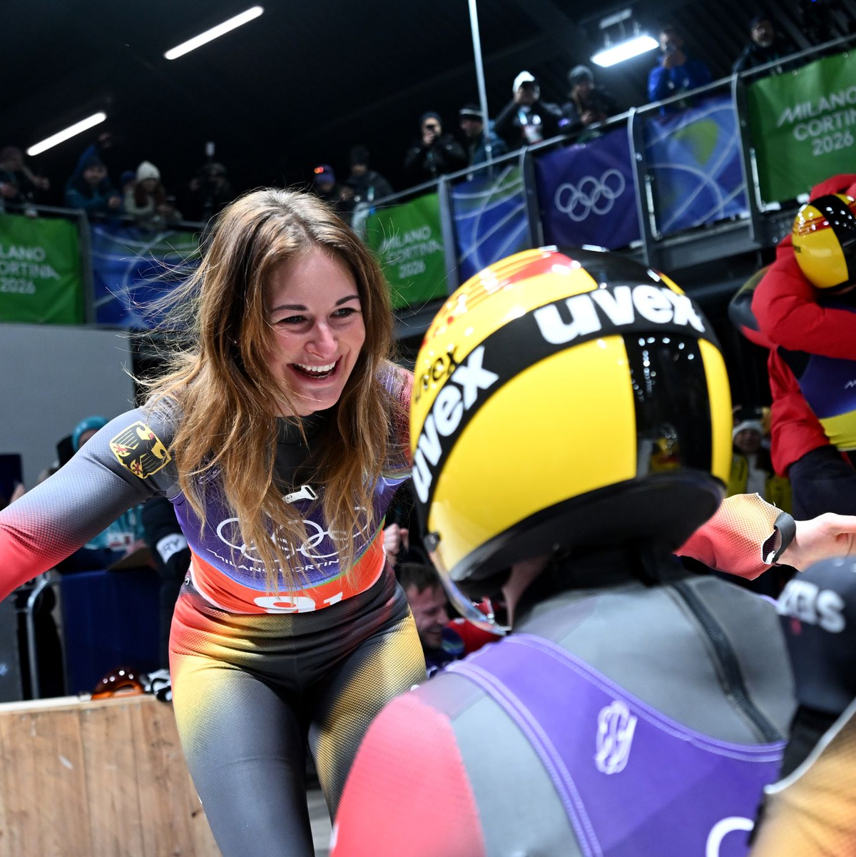 Für Julia Taubitz ist es nach dem Sieg im Einzelrennen die zweite Goldmedaille.  - Foto: Robert Michael/dpa