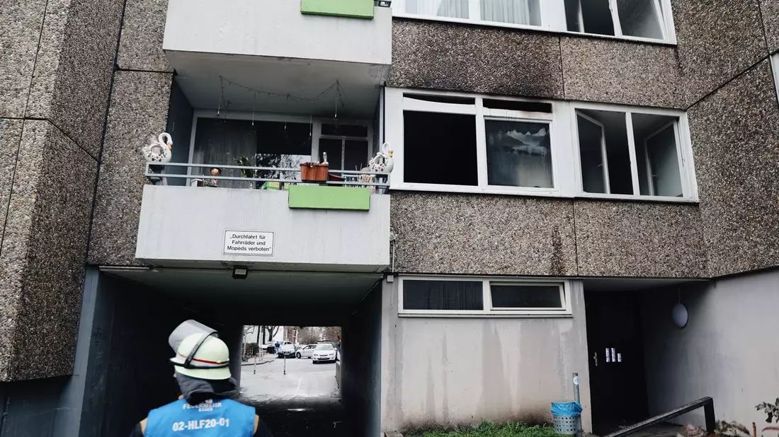 FW-E: Küchenbrand in Mehrfamilienhaus - keine Verletzten - Bild: presseportal.de
