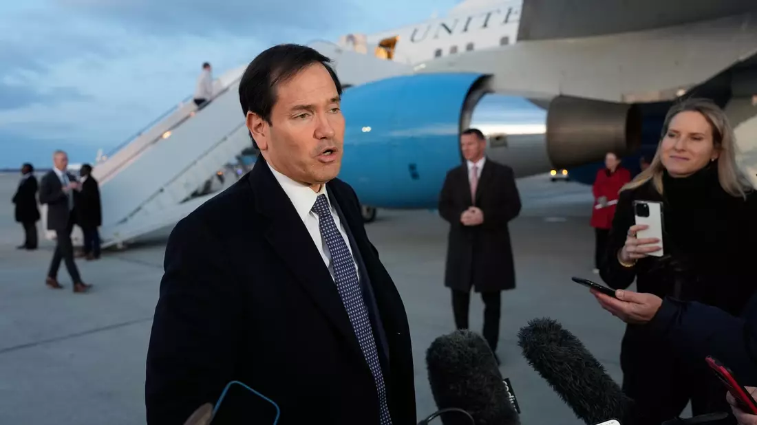 Rubio spricht von einer engen Verbindung zwischen den USA und Europa. - Bild: Alex Brandon/AP Pool/dpa