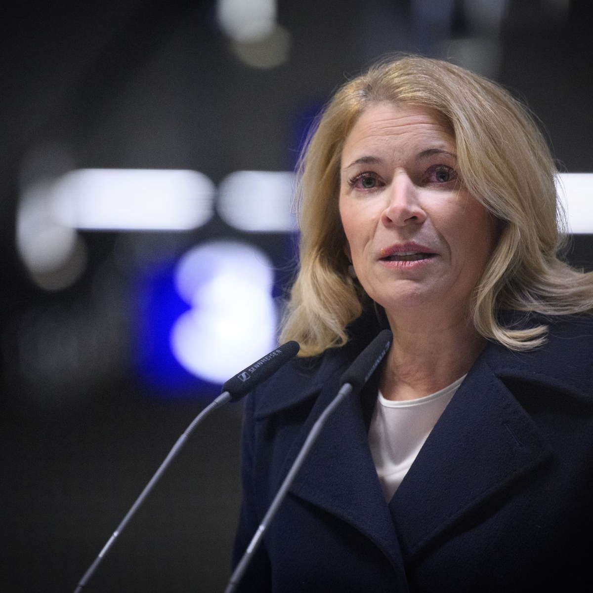 Bahnchefin Evelyn Palla will zum Sicherheitsgipfel am Freitag konkrete Vorschläge zur Erhöhung der Sicherheit mitbringen. (Archivbild) - Foto: Bernd von Jutrczenka/dpa