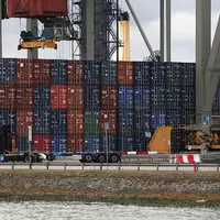 Container (Archiv) - Foto: via dts Nachrichtenagentur