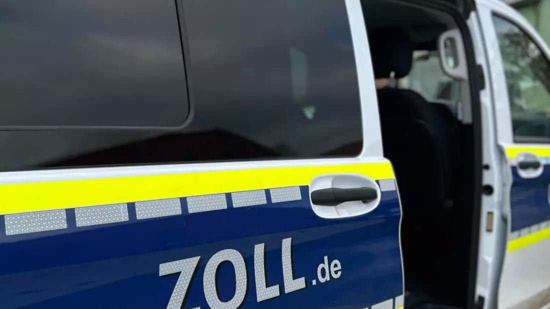 HZA-R: Mehr als 33.000 Euro falsch oder nicht angemeldet - Zoll aus Furth im Wald stellt innerhalb weniger Tage zwei Verstöße fest - Bild: presseportal.de