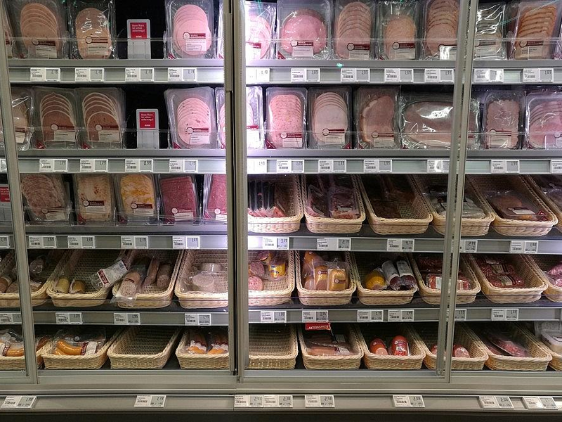 Fleisch und Wurst im Supermarkt (Archiv) - Foto: via dts Nachrichtenagentur