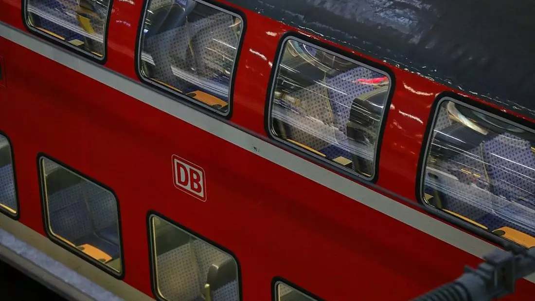Regionalzug im Bahnhof (Archiv) - Bild: via dts Nachrichtenagentur