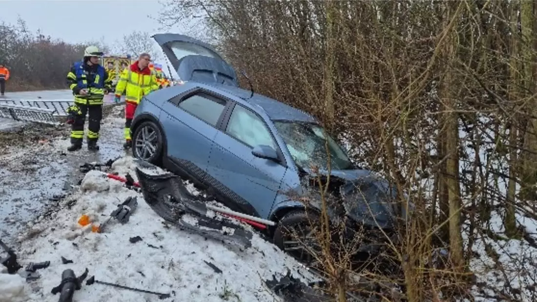 POL-KI: 260213.1 Kreis Plön: Verkehrsunfall auf der B76 Höhe Bösdorf - Führerschein beschlagnahmt - Bild: presseportal.de
