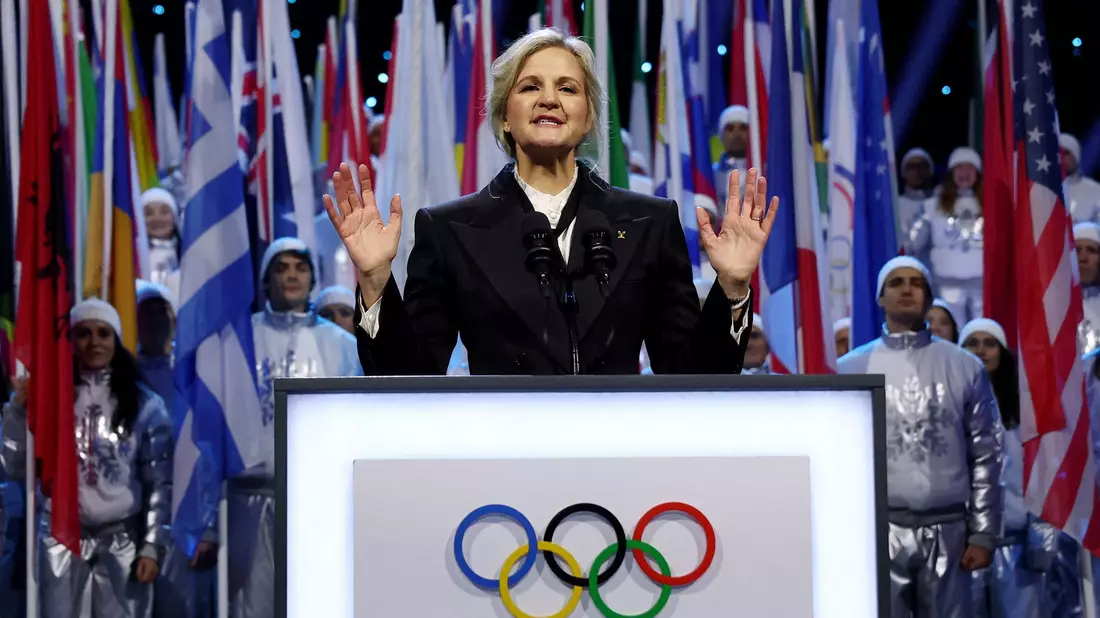 Die erste Frau an der Spitze des IOC: Kirsty Coventry. - Bild: Yves Herman/Reuters Pool Photo/AP/dpa