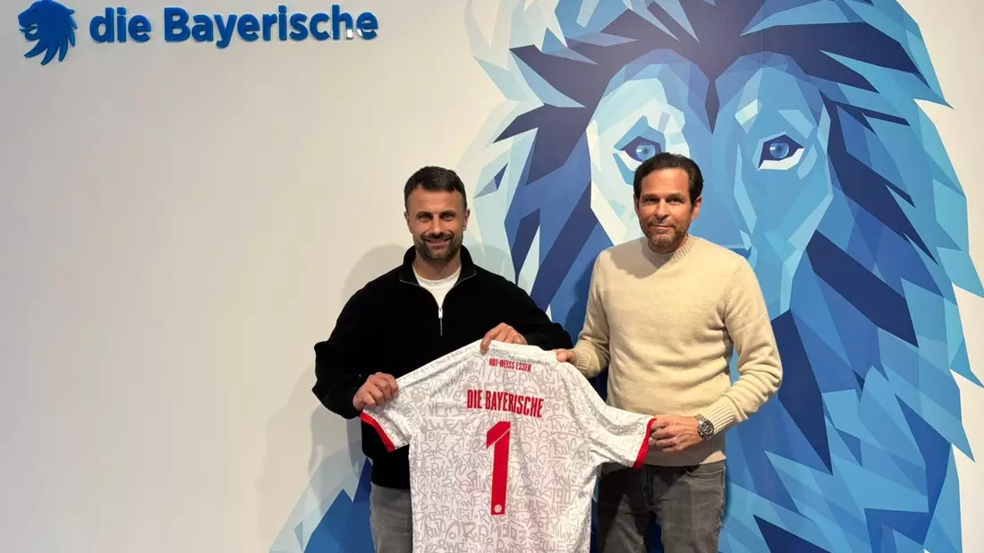 Mehr Präsenz im größten Ballungsraum Deutschlands: Die Bayerische startet Premium Partnerschaft mit Fußballverein Rot-Weiss Essen - Bild: presseportal.de
