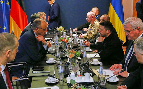 Friedrich Merz und Wolodymyr Selenskyj am 13.02.2026 - Foto: via dts Nachrichtenagentur