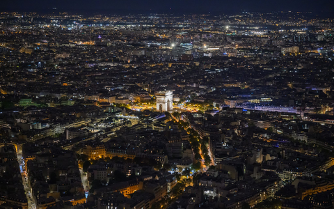 Am Triumphbogen wurde ein Gendarm angegriffen. (Archivbild) - Foto: Jaroslav Nov·k/TASR/dpa
