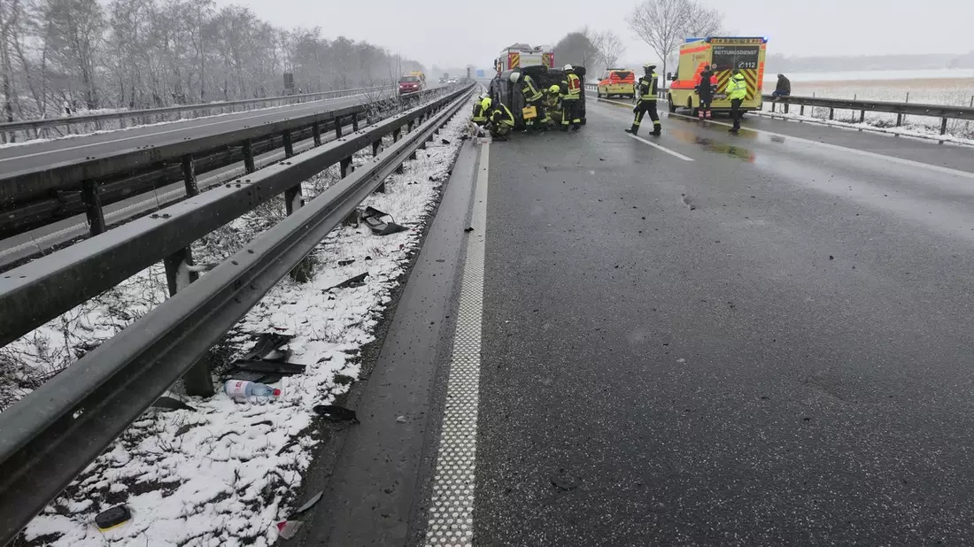 POL-DEL: Autobahnpolizei Ahlhorn: Verkehrsunfall auf der Autobahn 28 in Hude +++ Eine Person leicht verletzt +++ Hoher Sachschaden - Bild: presseportal.de