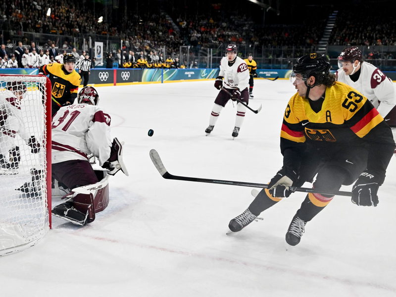 Deutschland verliert gegen Lettland - Foto: Peter Kneffel/dpa